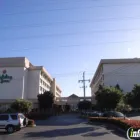 Business 3 image HOULIHAN'S RESTAURANT Restaurants in South San Francisco CA