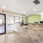 Business 15 image QUALITY INN & SUITES DOWNTOWN in Orlando FL