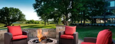 Business 7 image FOUR POINTS BY SHERATON KANSAS CITY AIRPORT Hotels in Kansas City MO