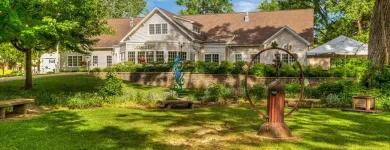 Business 1 image HUNT REAL ESTATE ERA Real Estate Agents & Brokers in West Seneca NY