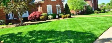 Business 5 image LAWNWORX Lawn Care in Orlando FL