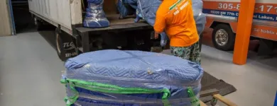 Business 2 image MIAMI MOVERS FOR LESS Storage Household & Commercial in Miami FL