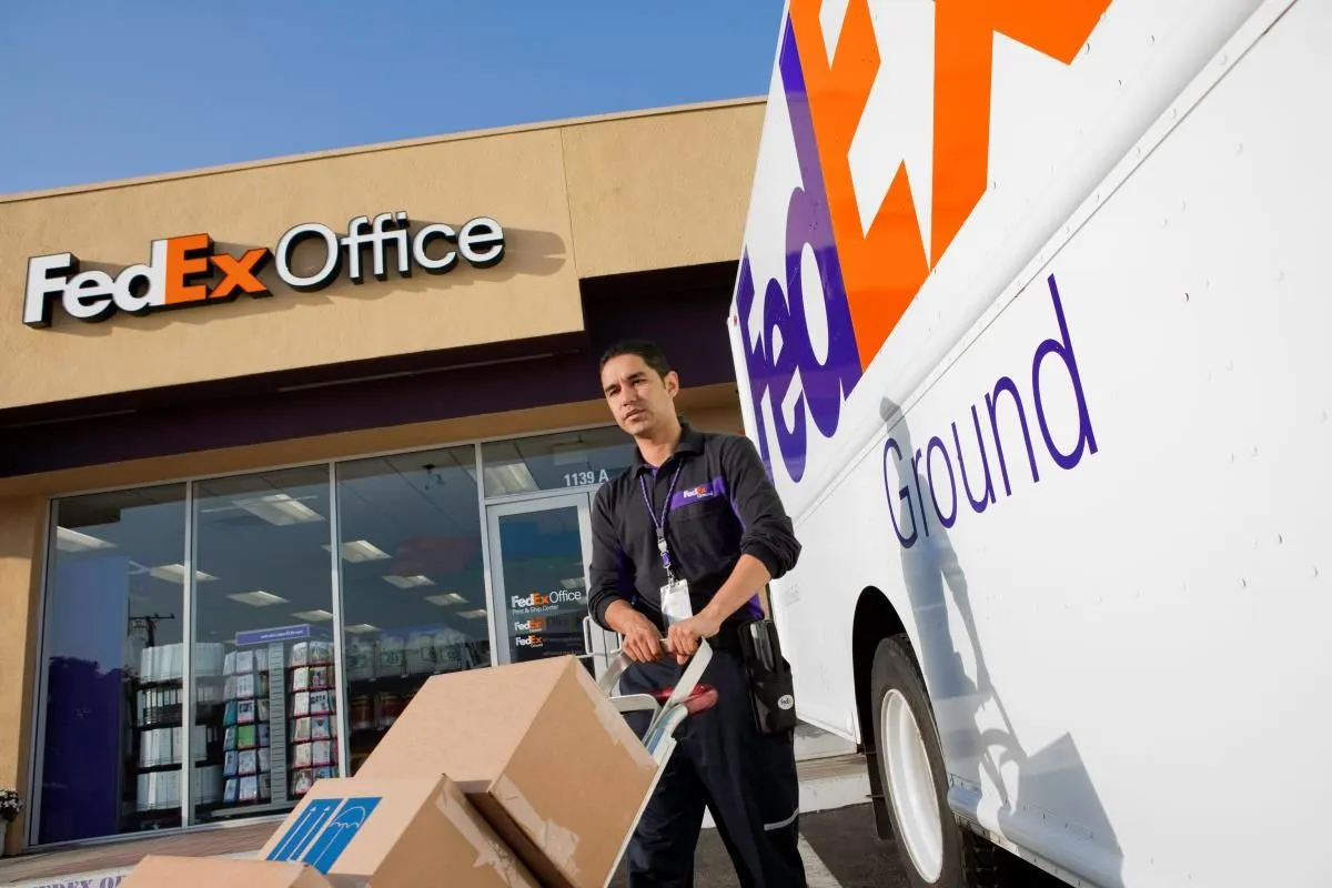 Business 7 image FEDEX OFFICE PRINT & SHIP CENTER