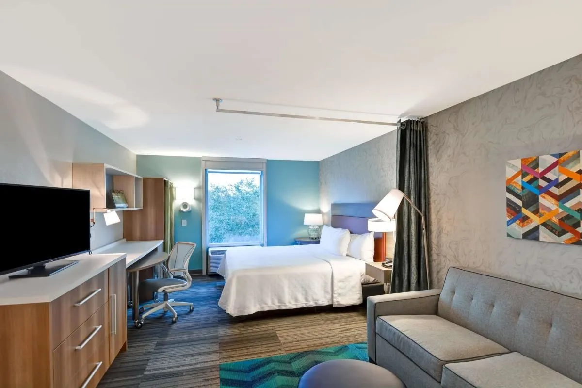 Business 19 image HOME2 SUITES BY HILTON TAMPA USF NEAR BUSCH GARDENS