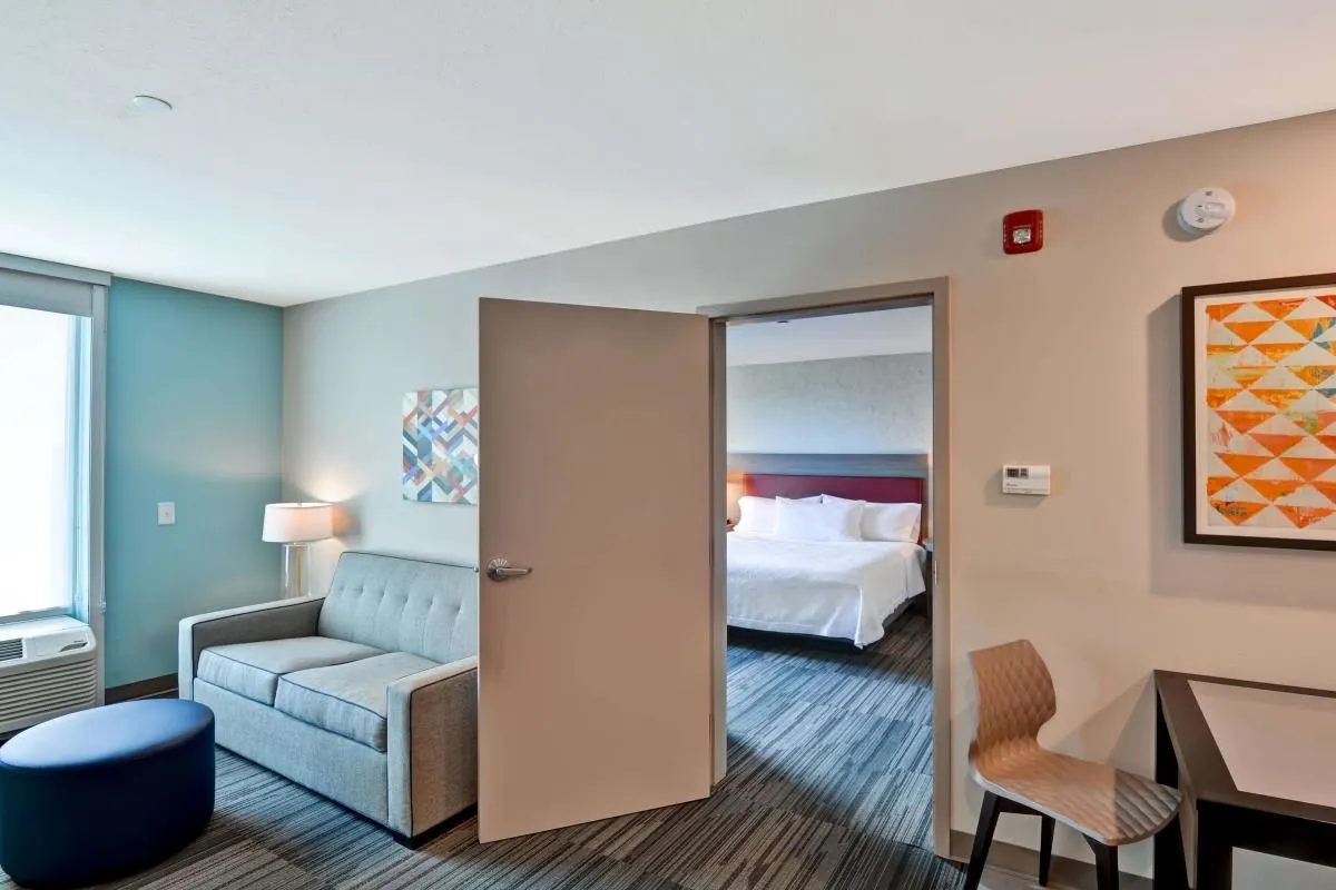 Business 21 image HOME2 SUITES BY HILTON TAMPA USF NEAR BUSCH GARDENS