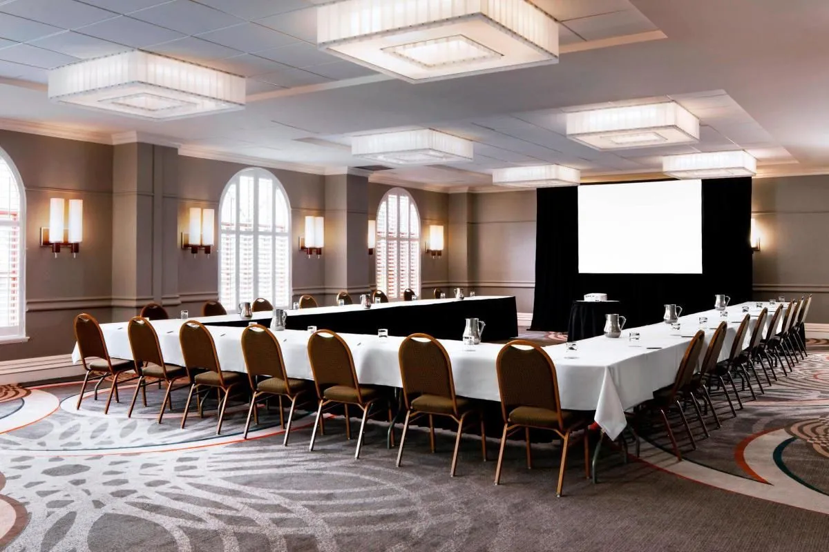 Business 5 image SHERATON SUITES FORT LAUDERDALE AT CYPRESS CREEK