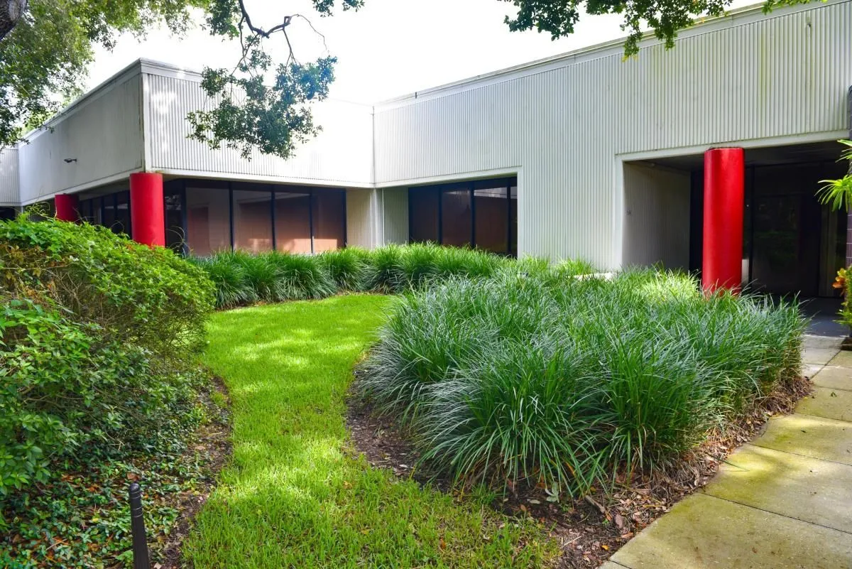 Business 34 image HILL VALLEY SUITES