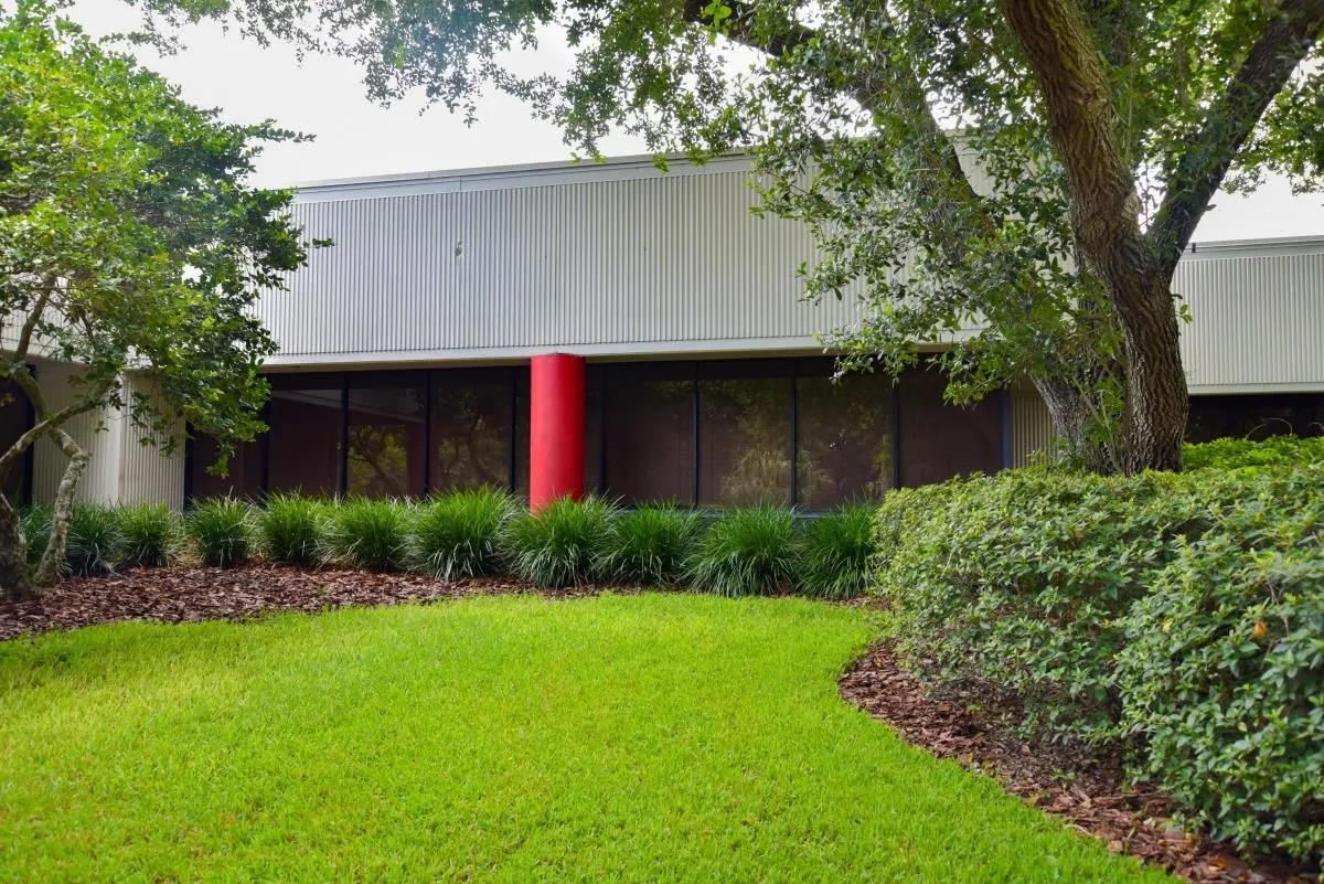 Business 38 image HILL VALLEY SUITES