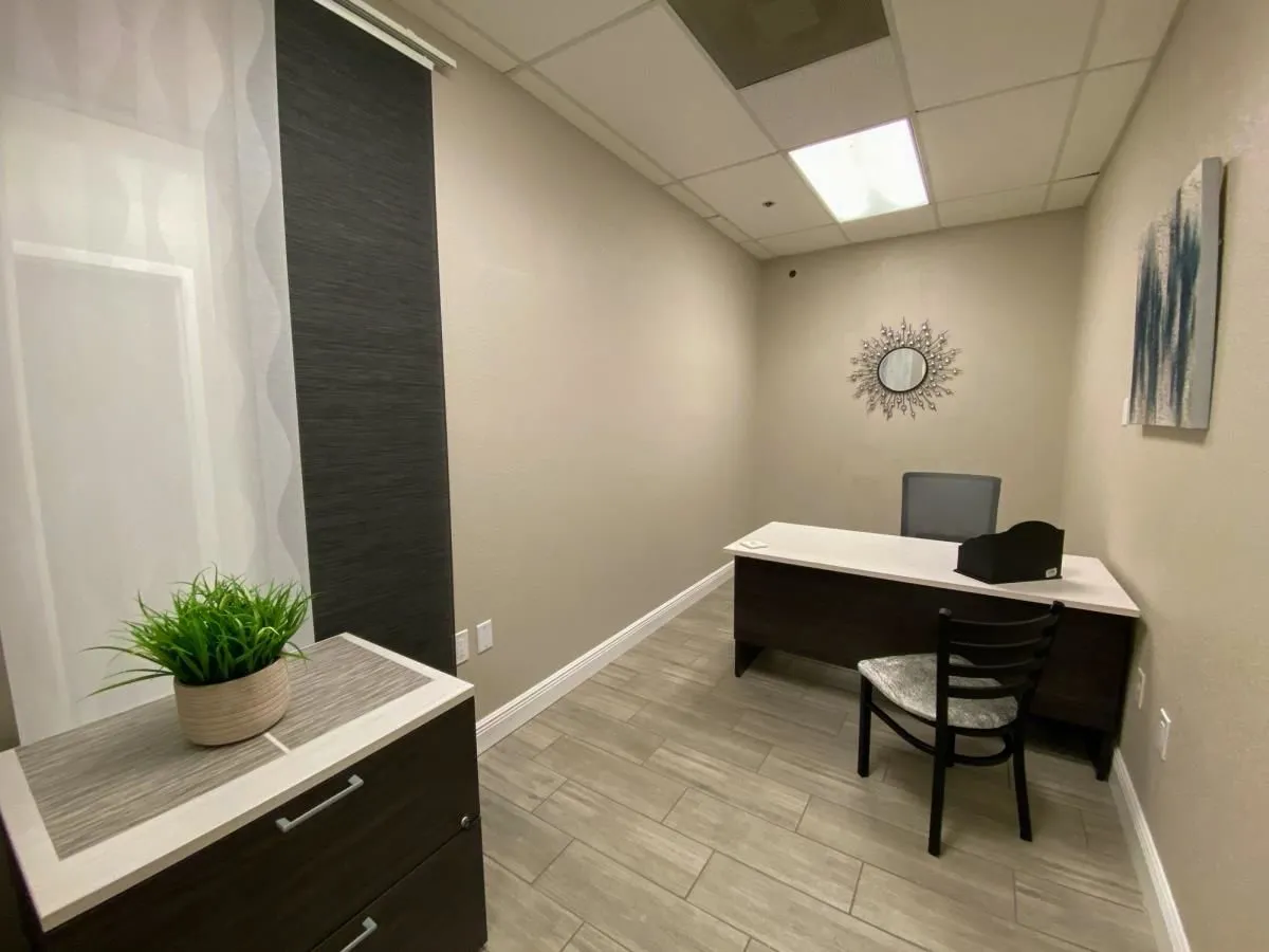 Business 53 image HILL VALLEY SUITES