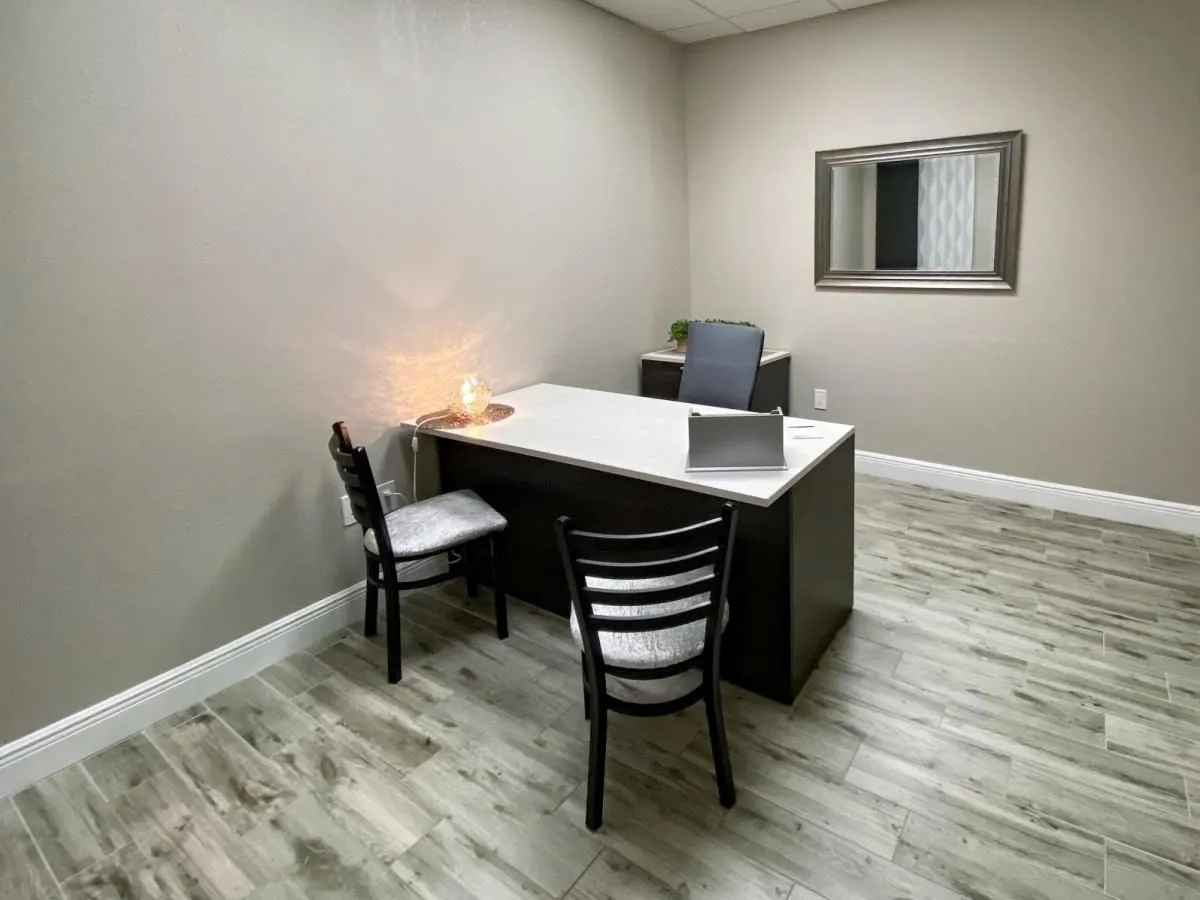 Business 54 image HILL VALLEY SUITES