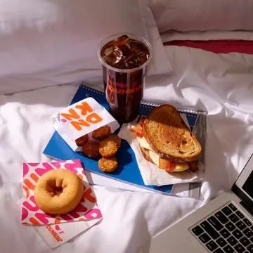 Business 24 image DUNKIN'