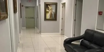 Business 1 image 305 MEDICAL CENTER