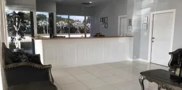 Business 3 image 305 MEDICAL CENTER