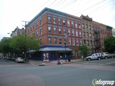 Business 5 image MAXWELLS BAR & RESTAURANT