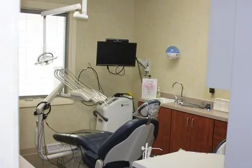 Business 1 image WARREN M. KRUTCHICK, DDS
