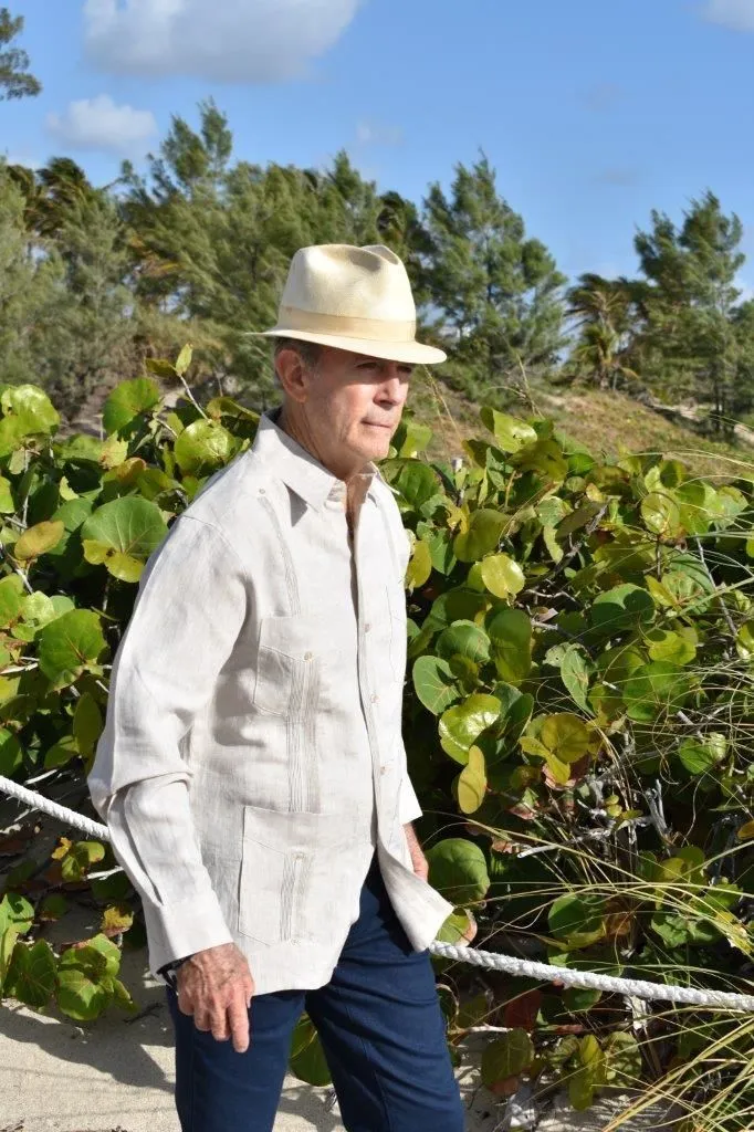 Business 38 image DACCORD SHIRTS & GUAYABERAS