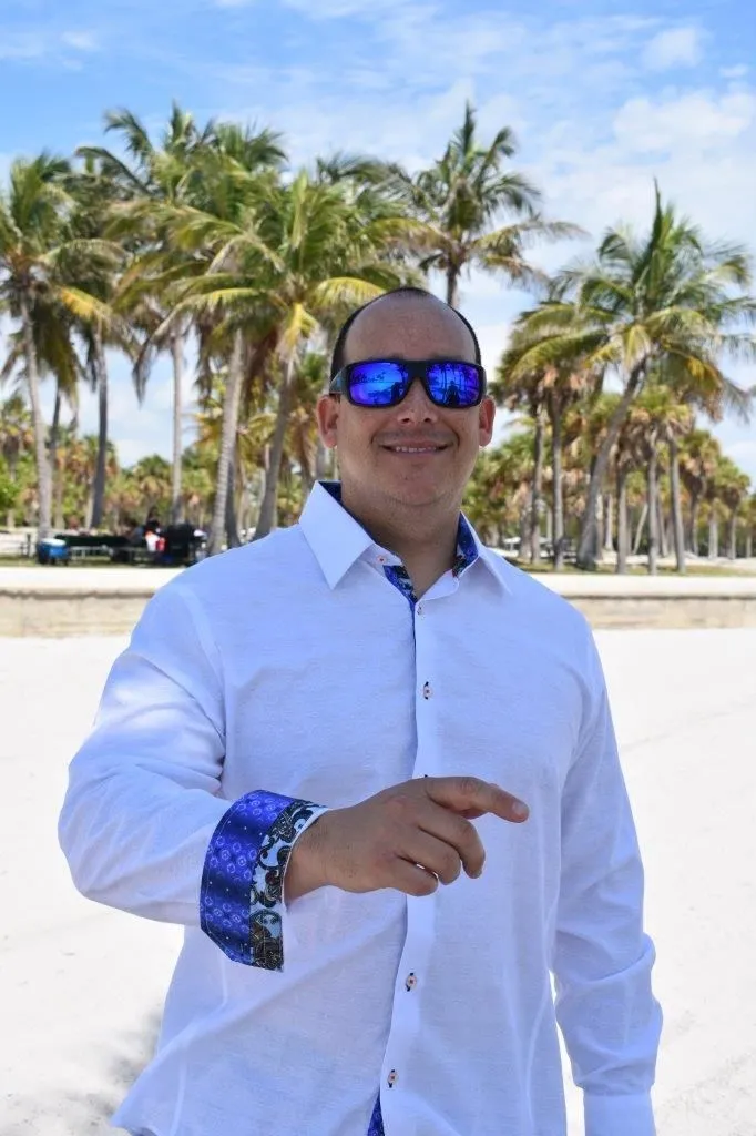 Business 45 image DACCORD SHIRTS & GUAYABERAS