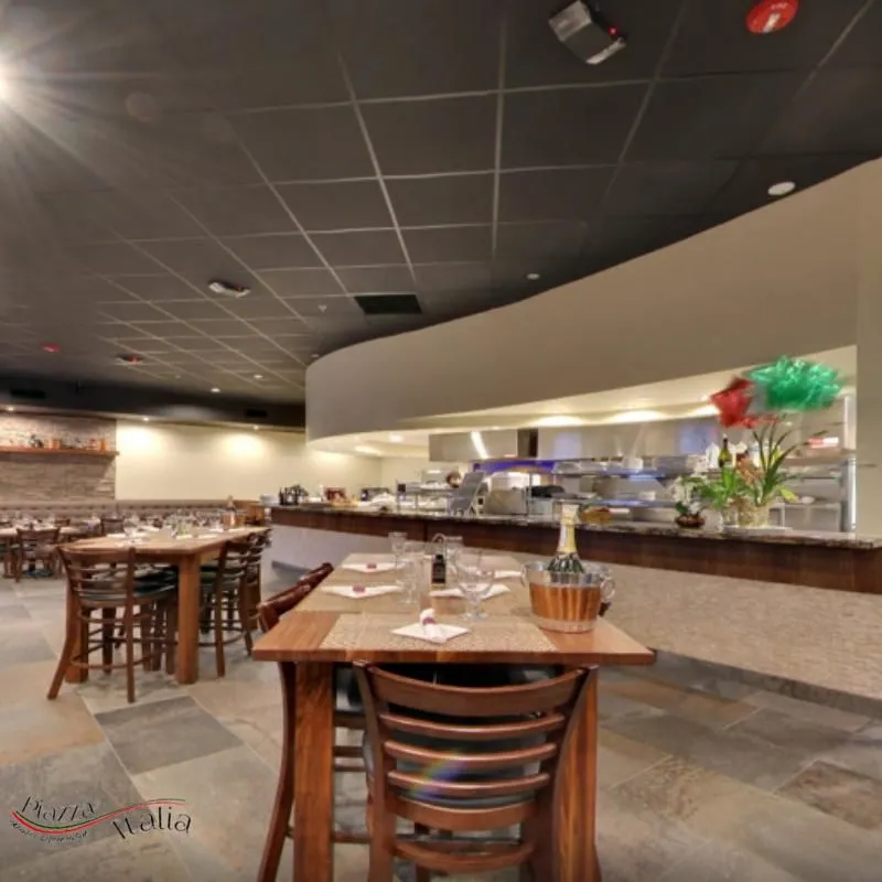 Business 9 image PIAZZA ITALIA